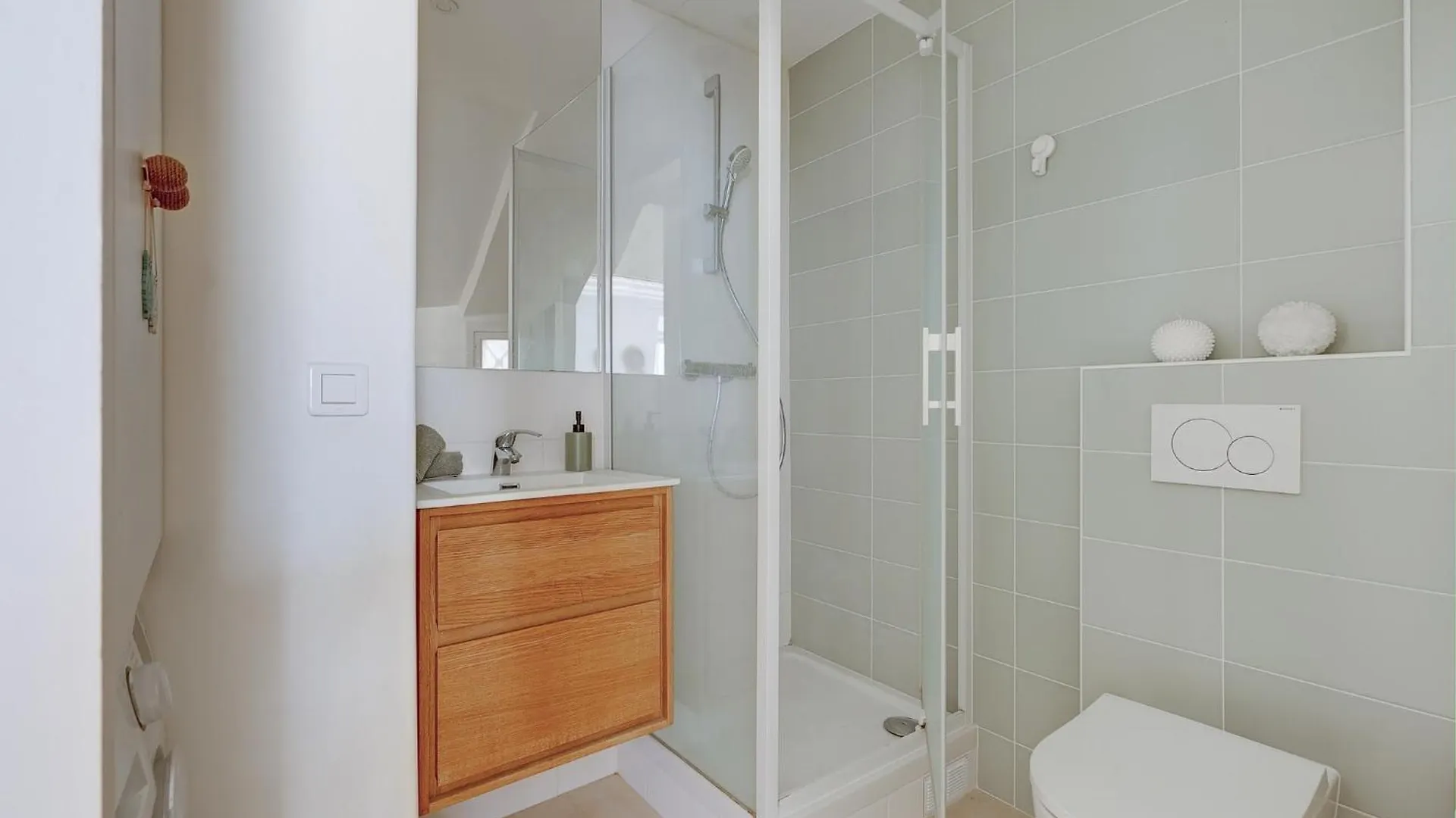 Pompidou & Central Paris - 1Br - Cityapartmentstay France
